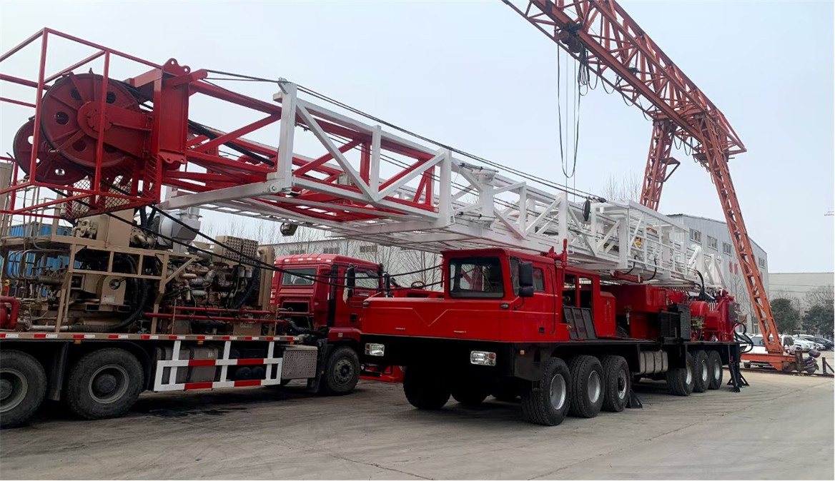 Truck-mounted drilling rig 2000m .pic